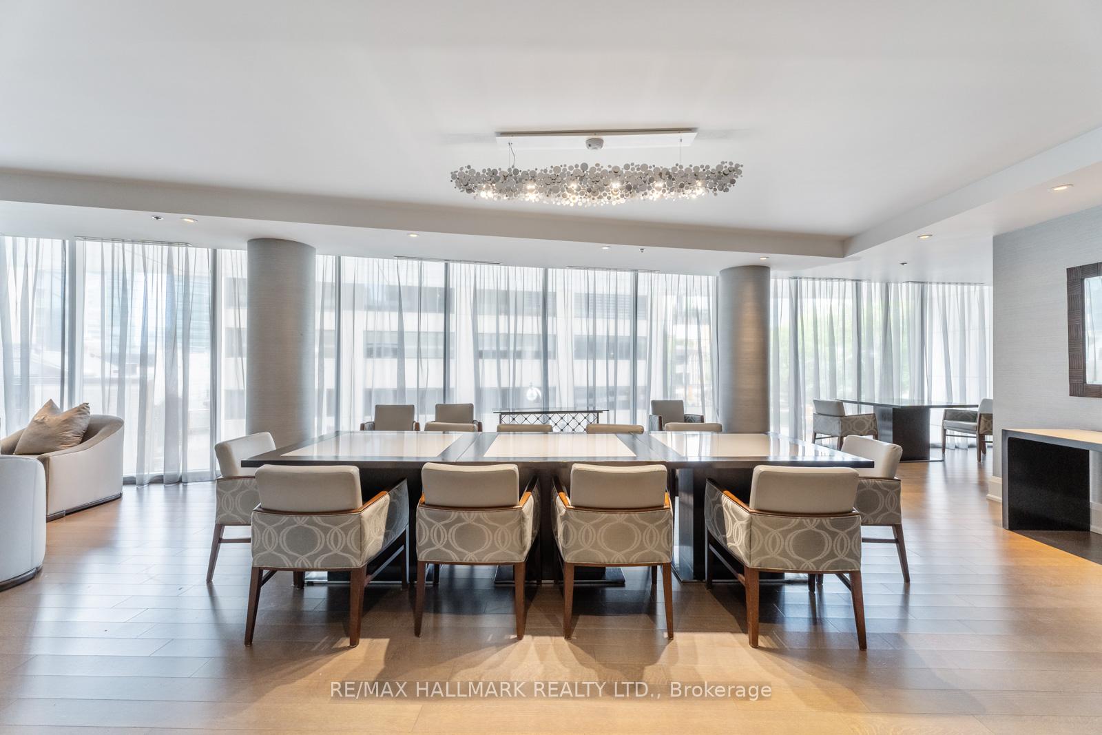 1 Bedroom Condo at 88 Davenport, Toronto For sale
