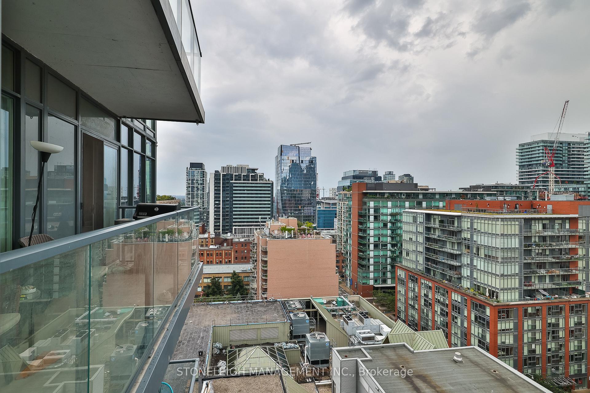 2 Bedrooms Condo at 105 George,  Toronto For sale