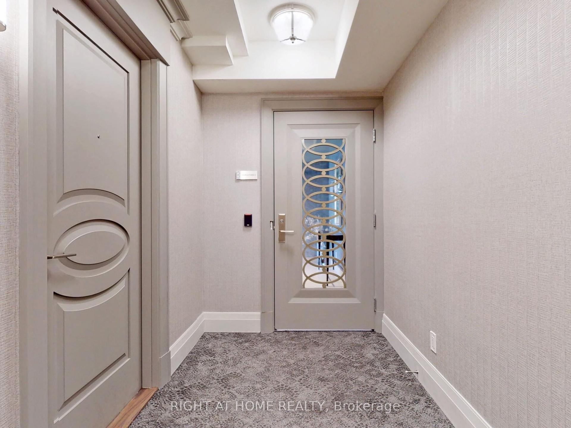 2 Bedrooms Condo at 9075 Jane, Vaughan For sale