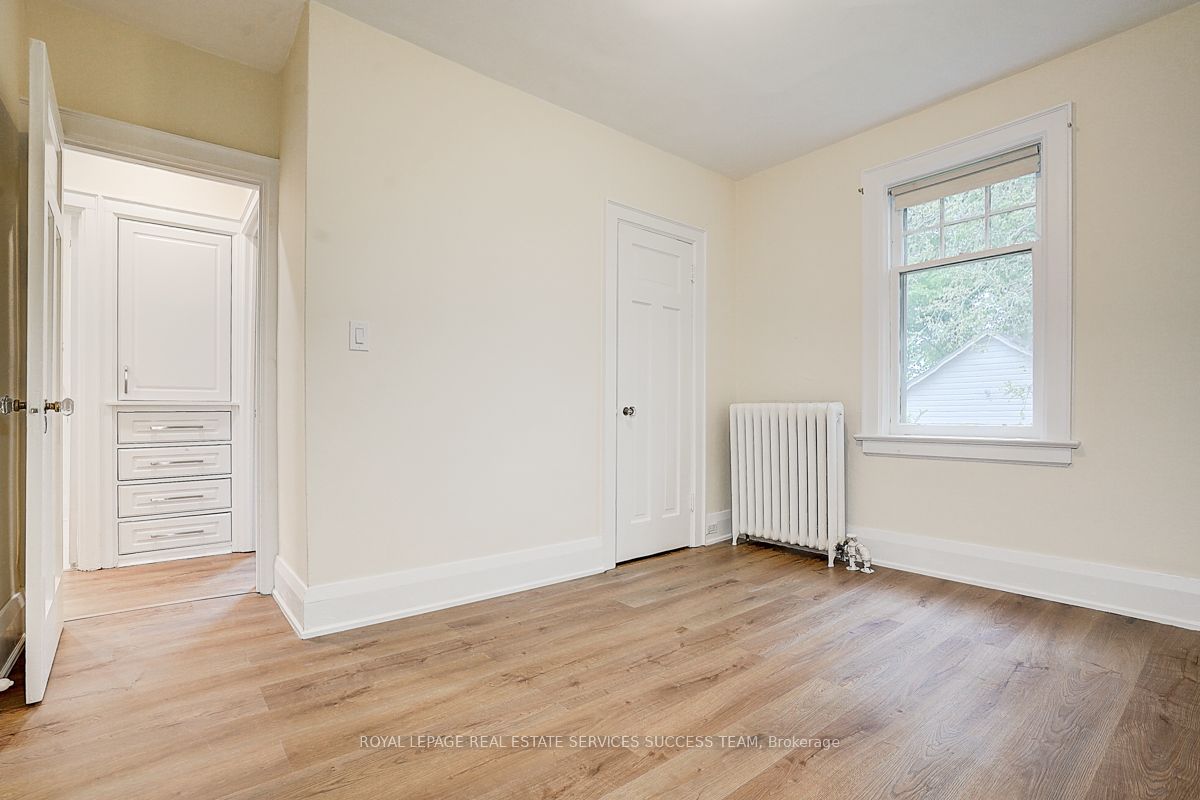 20 Chester Hill Road, #Main