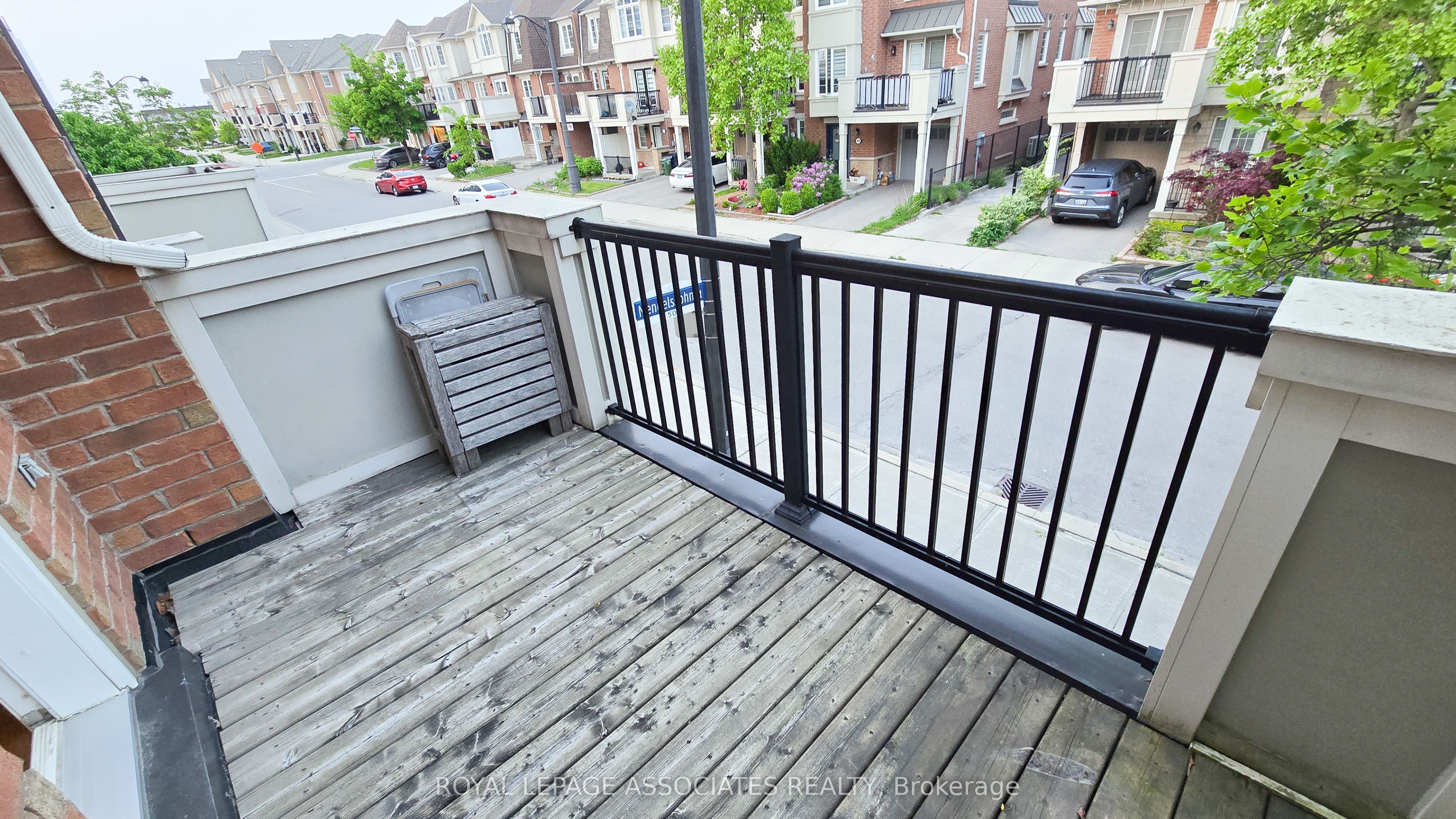 50 Mendelssohn Street, #8