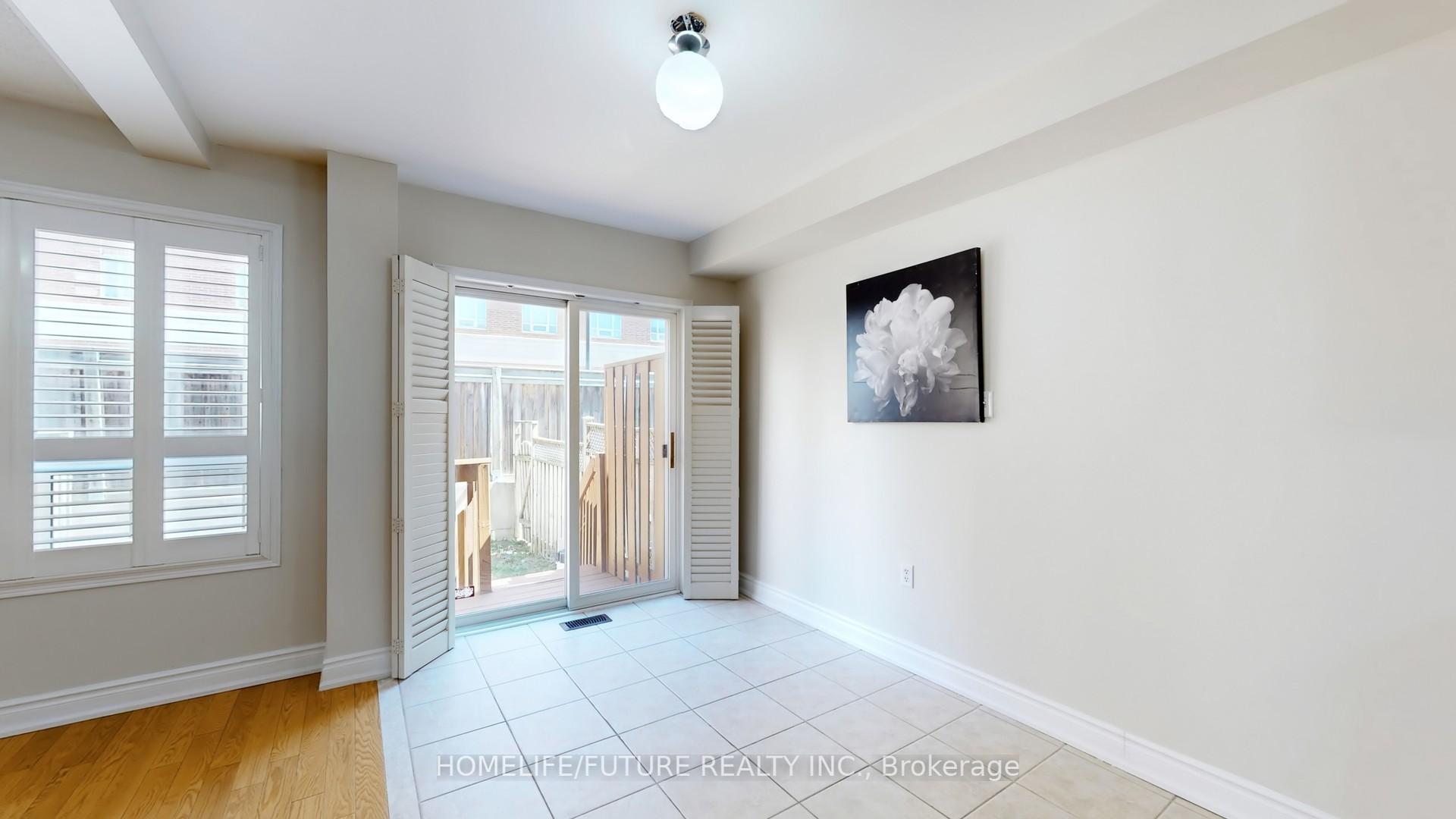 3 Bedrooms Condo at 435 Middlefield, Toronto For sale