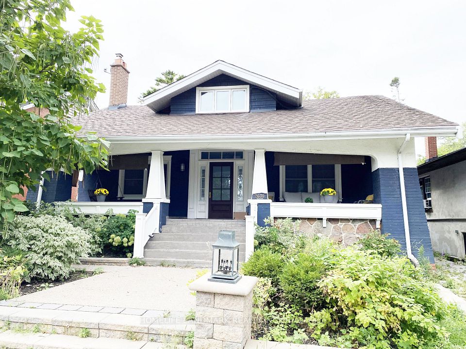2600 Lake Shore
