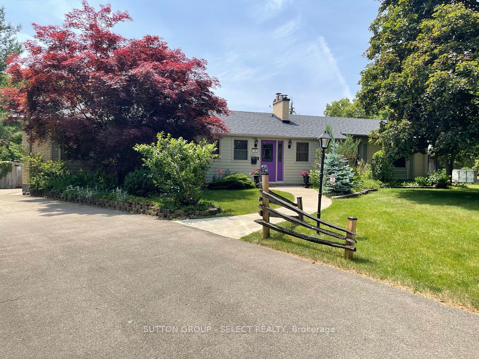795 Headley Drive