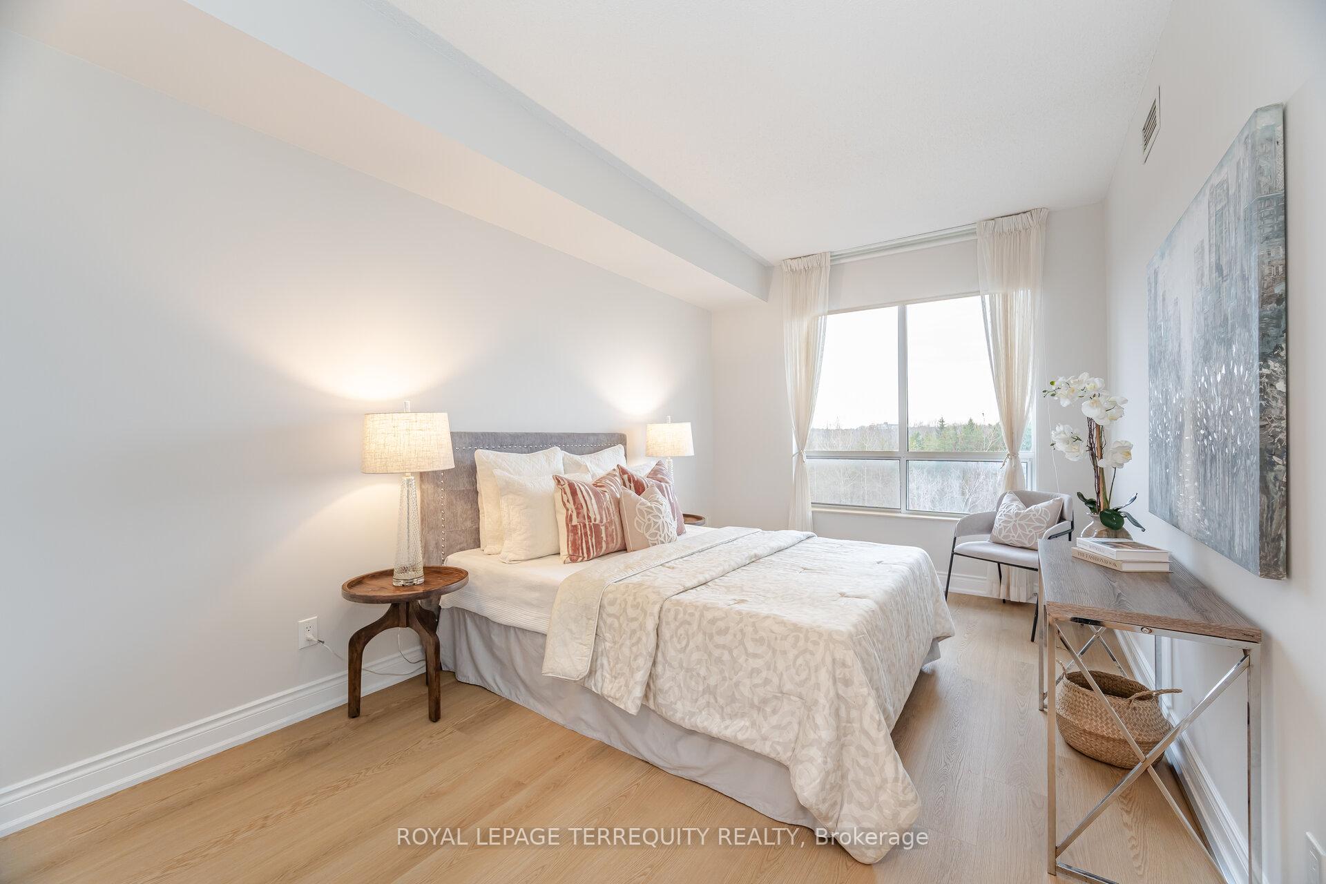 2 Bedrooms Condo at 1101 Leslie,  Toronto For sale
