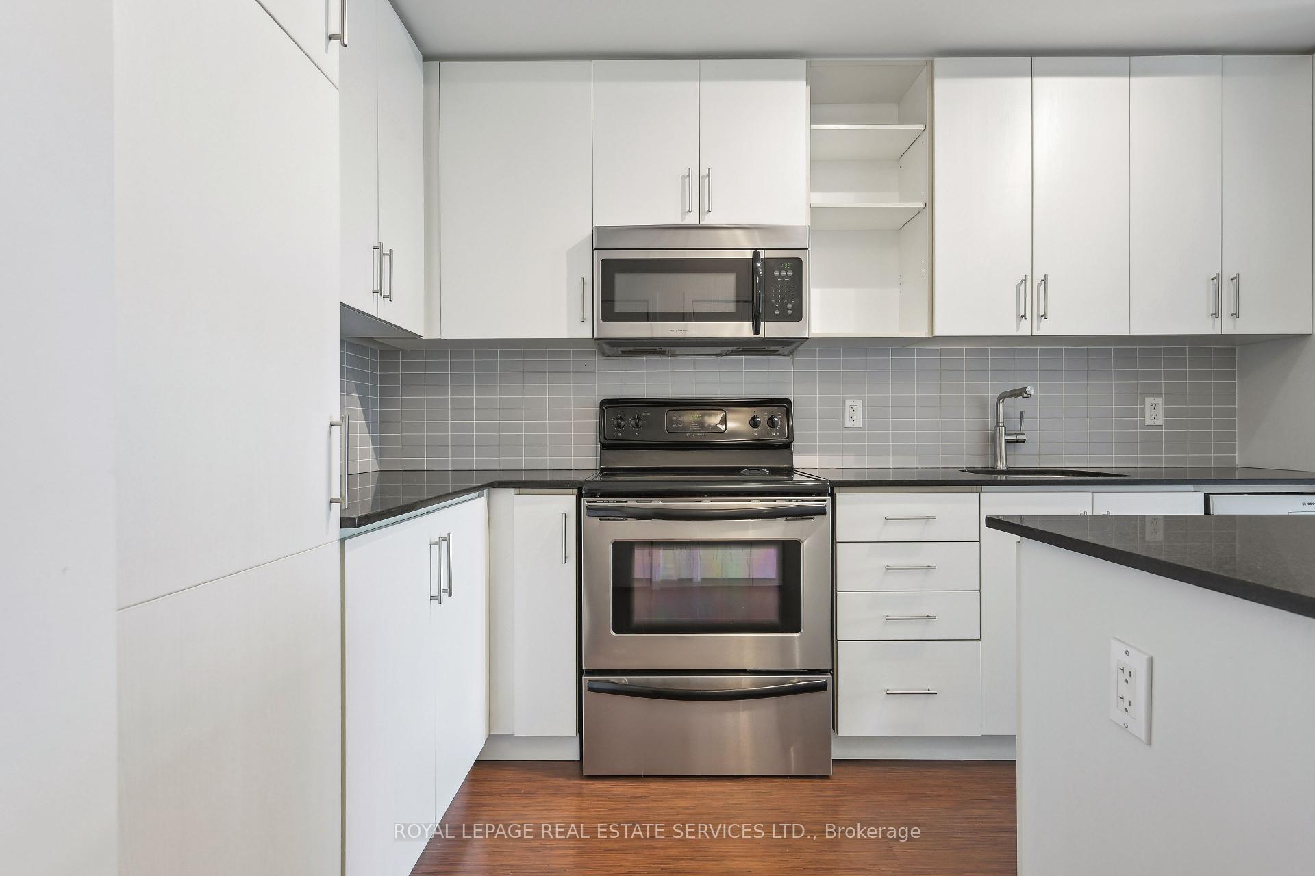 1 Bedroom Condo at 112 George, Toronto For sale