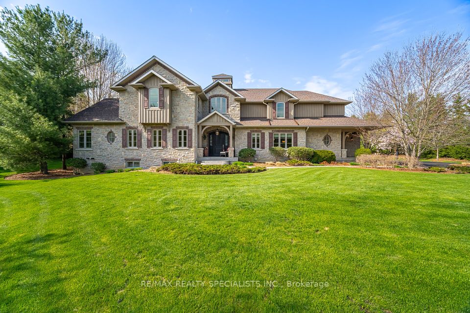6 Oak Knoll Drive, Caledon, ON L7E 4C9