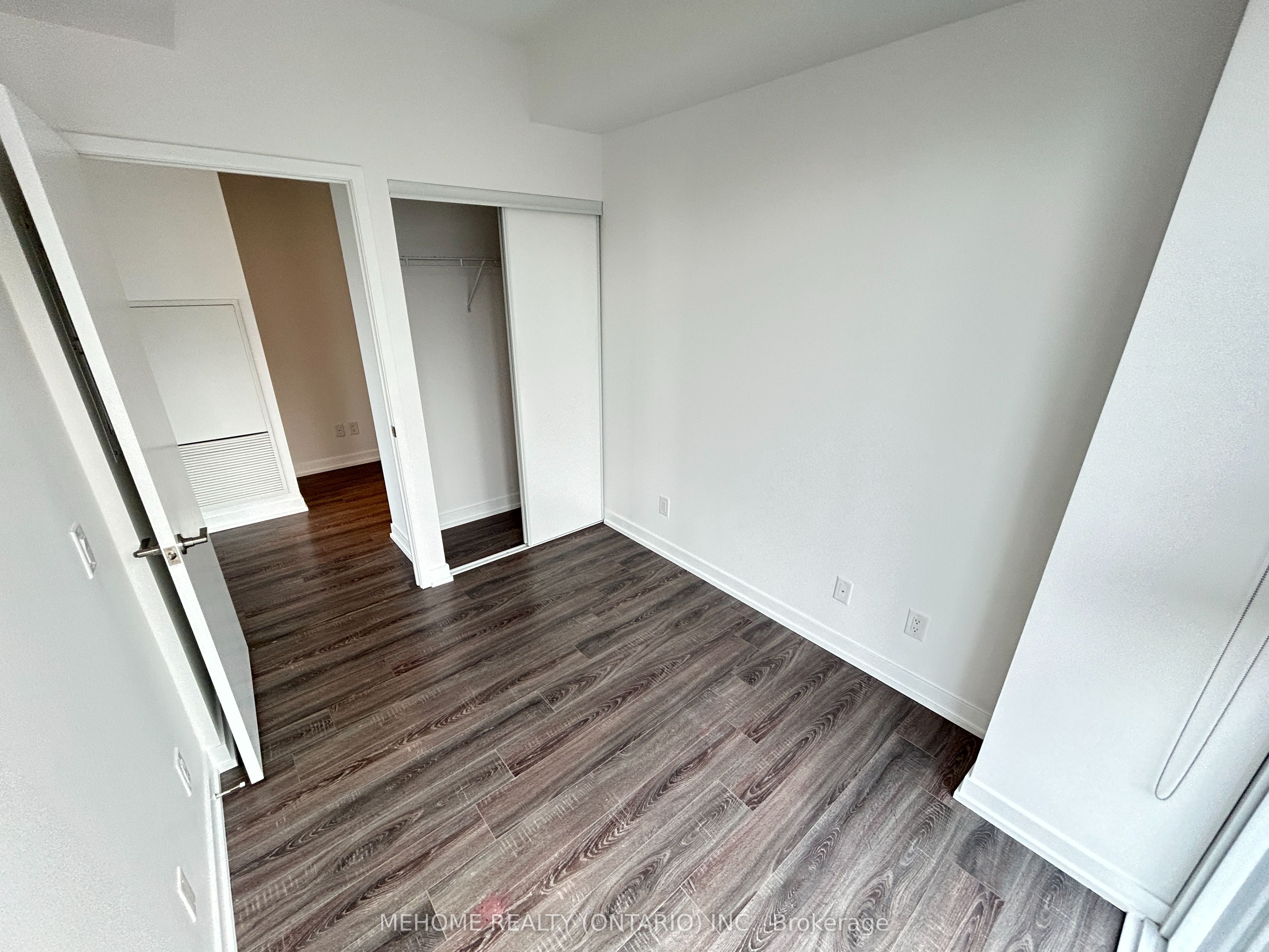 20 Edward Street, #1616