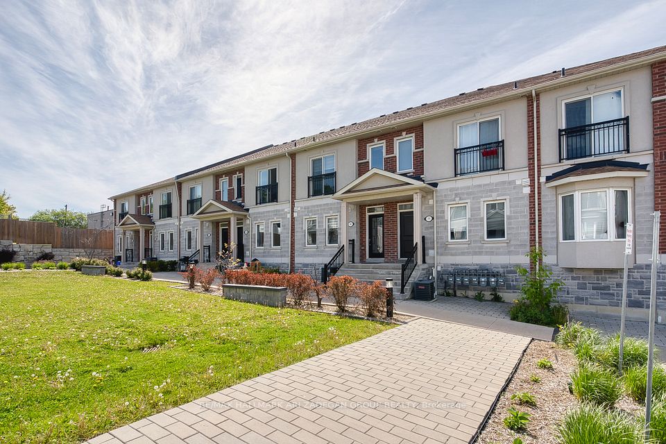 1020 Dunsley