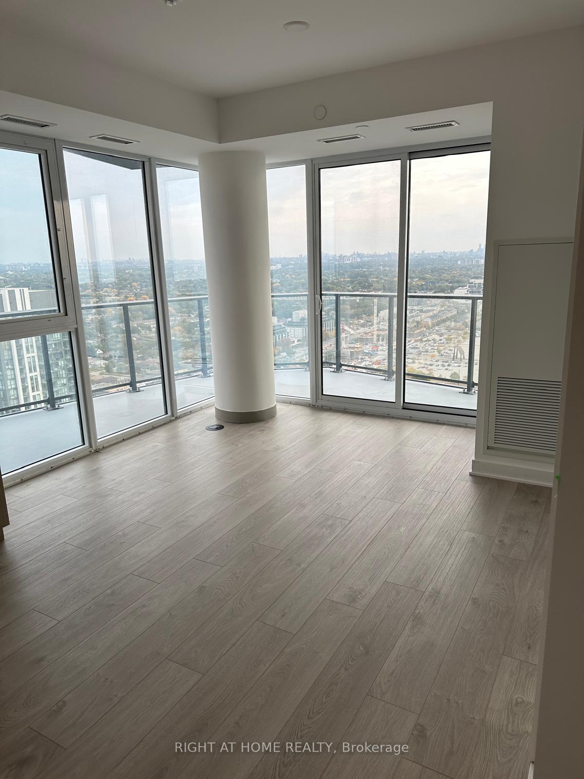 2 Bedrooms Condo at 36 Zorra,  Toronto For sale