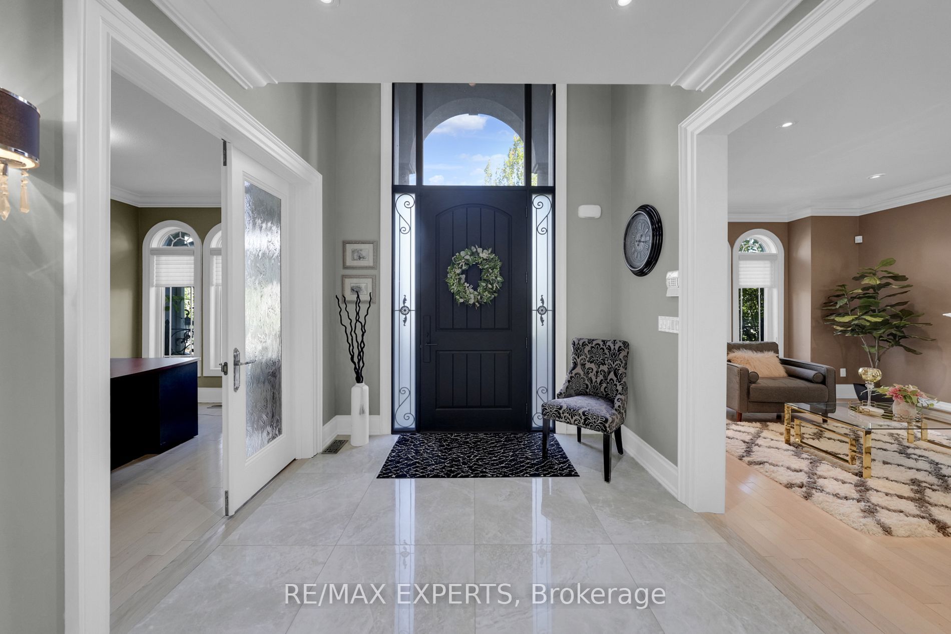 91 Hunterwood Chase