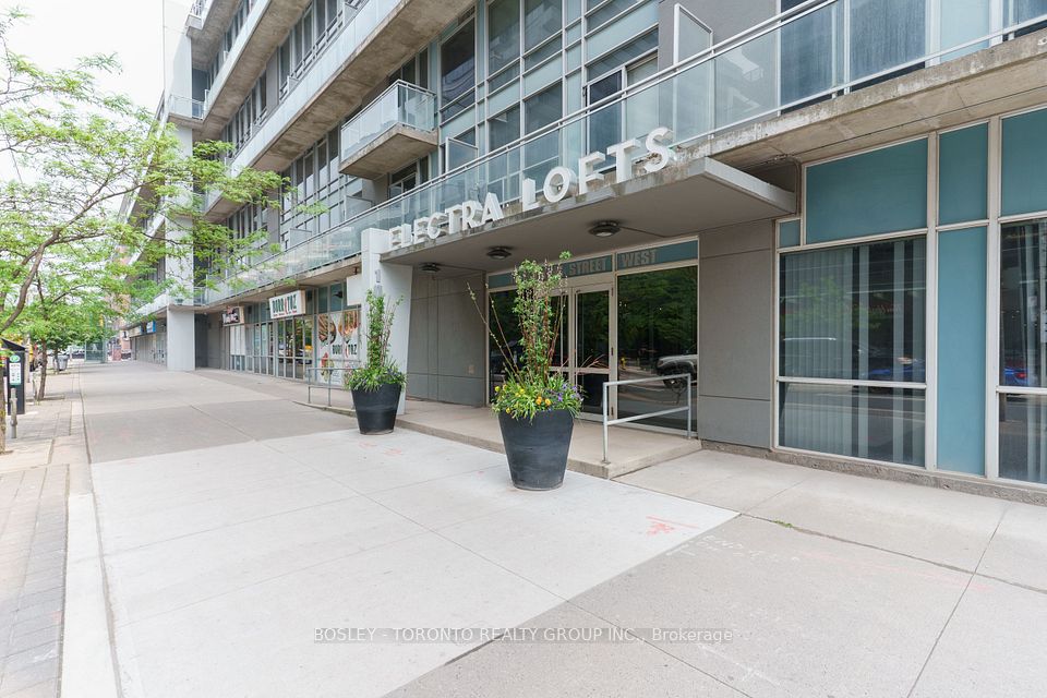 1029 King St Street