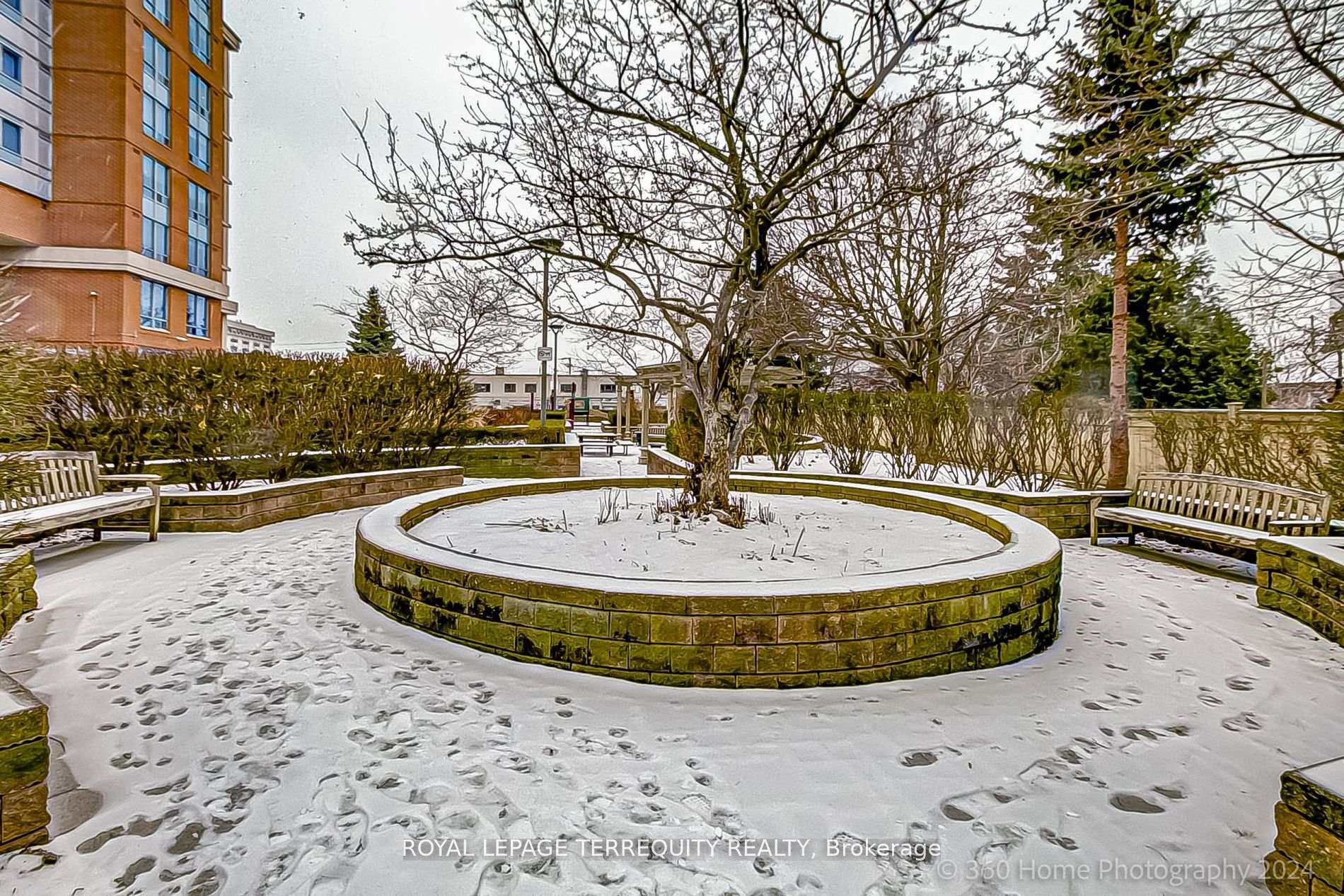 2 Bedrooms Condo at 2772 Keele, Toronto For sale
