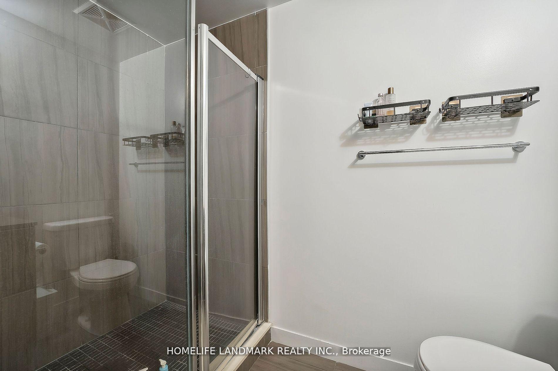 3 Bedrooms Condo at 31 Tippett,  Toronto For sale