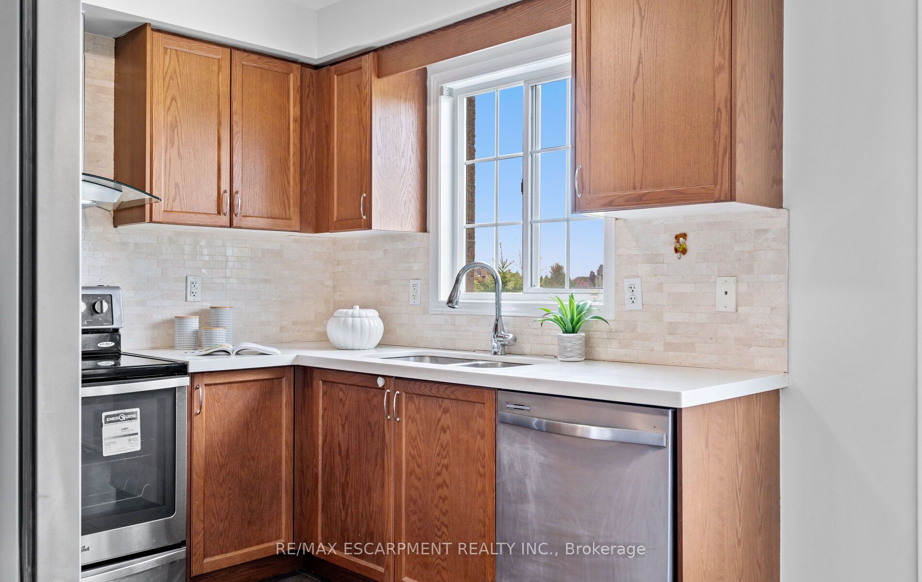 144 keystar Court