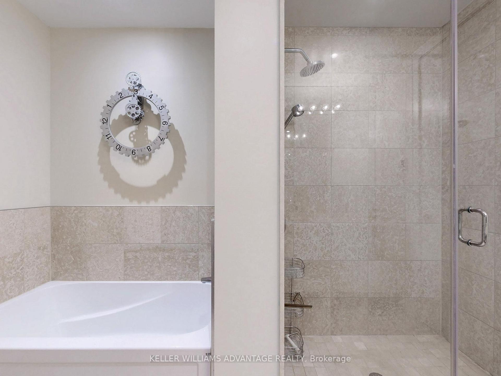 2 Bedrooms Condo at 29 Queens, Toronto For sale