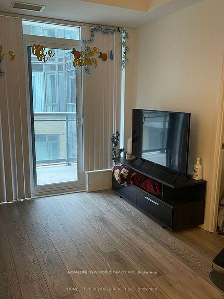 2 Bedrooms Condo at 60 Ann O’reilly,  Toronto For sale