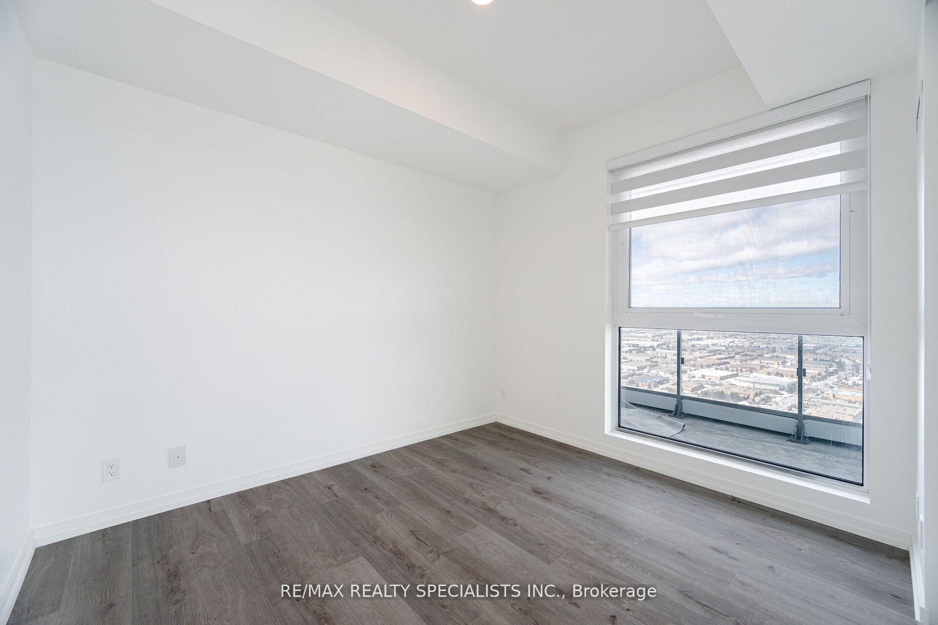 2 Bedrooms Condo at 7890 Jane,  Vaughan For sale