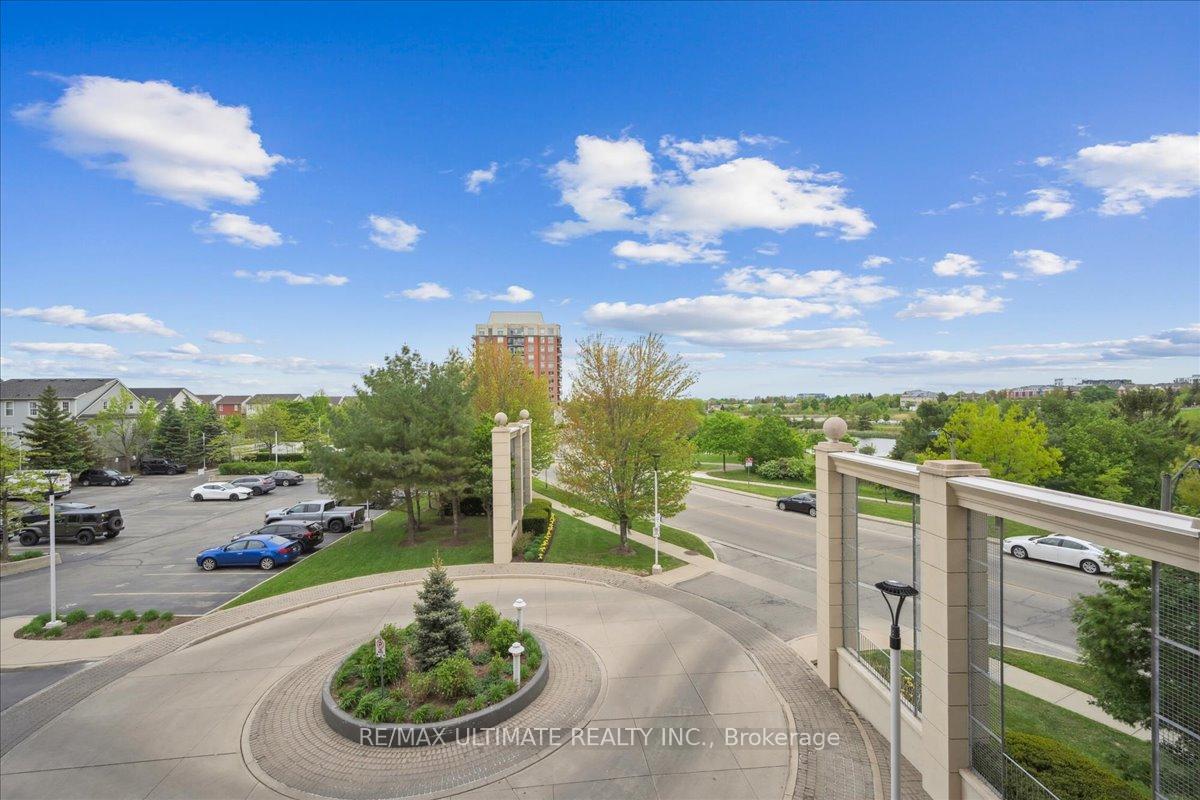 1 Bedroom Condo at 2365 Central Park, Oakville For sale