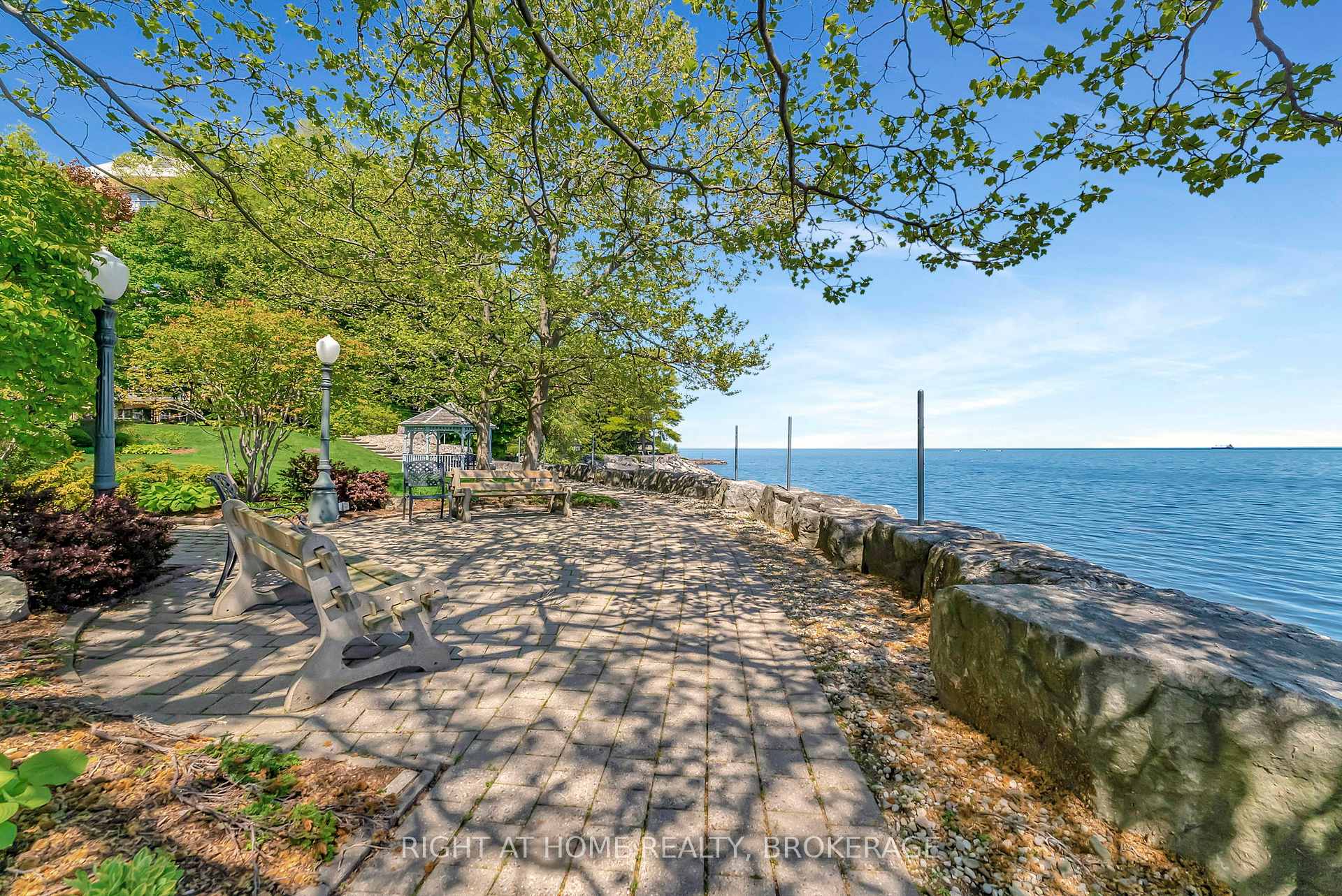 1 Bedroom Condo at 2190 Lakeshore, Burlington For sale