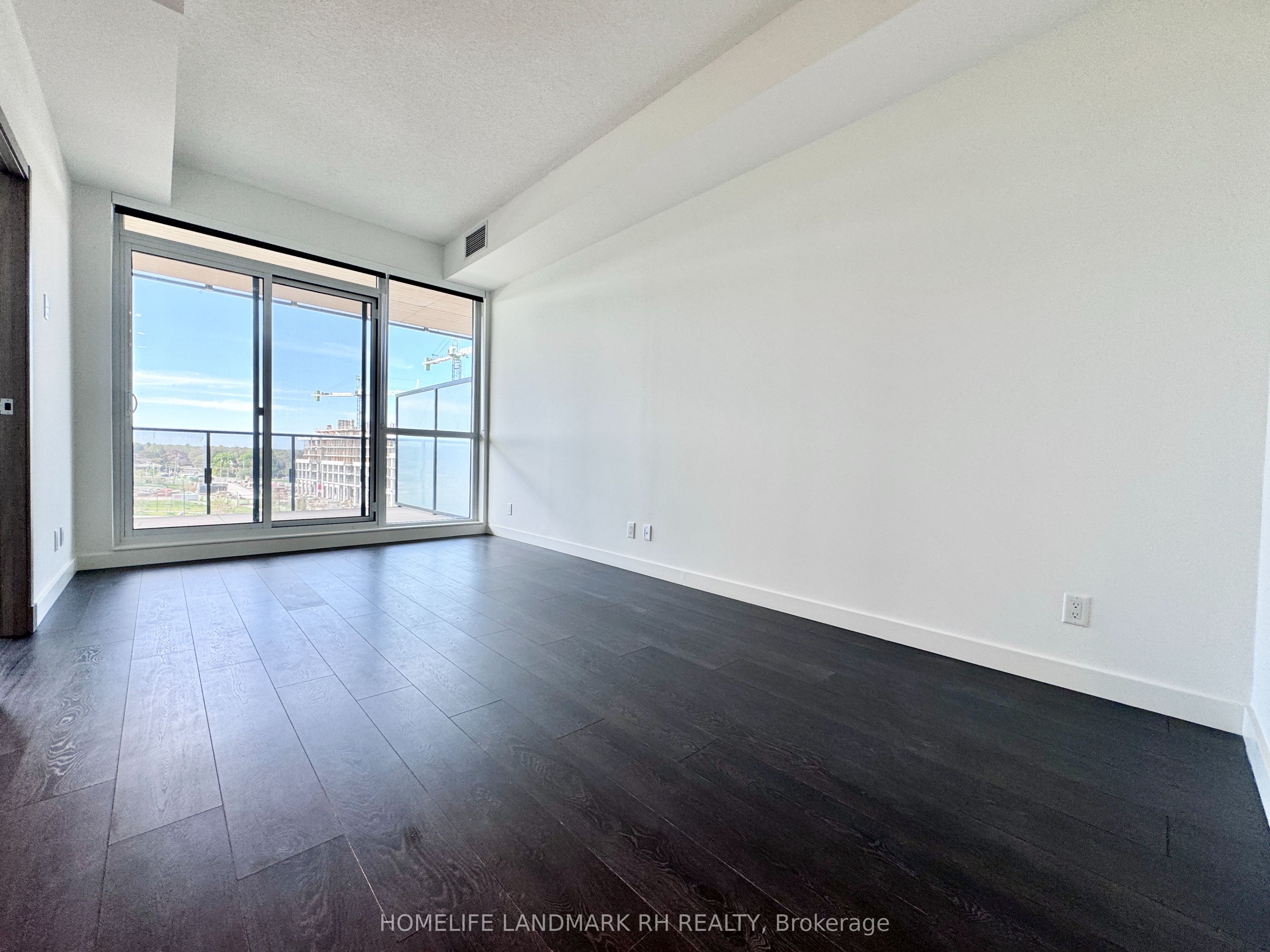 27 McMahon Drive, #610