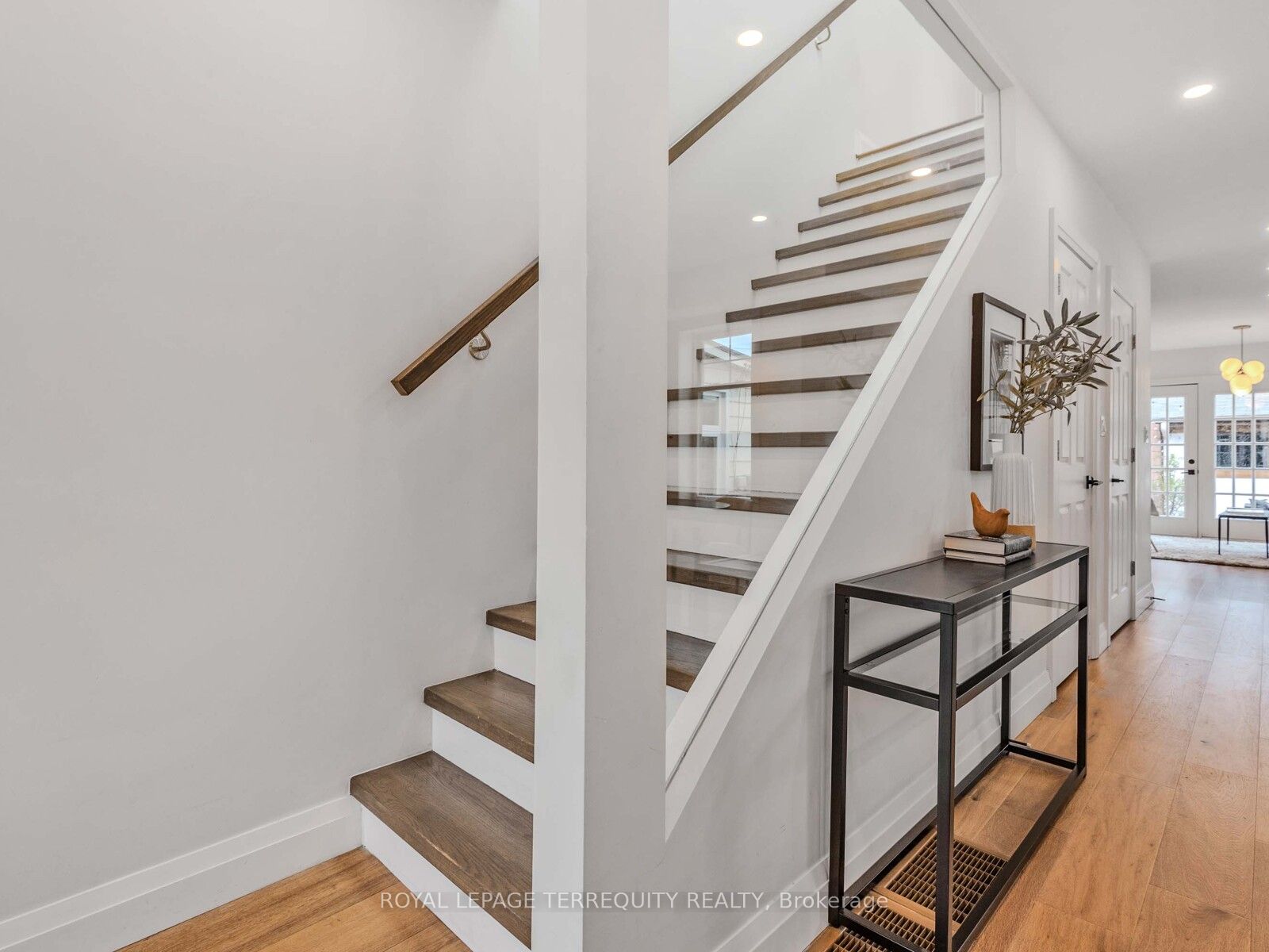 113 Sellers Avenue