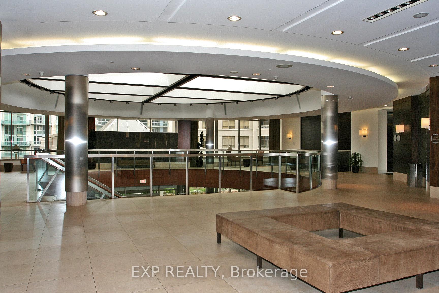 #1202 – 3880 Duke of York Boulevard, Mississauga, ON L5B 4M7