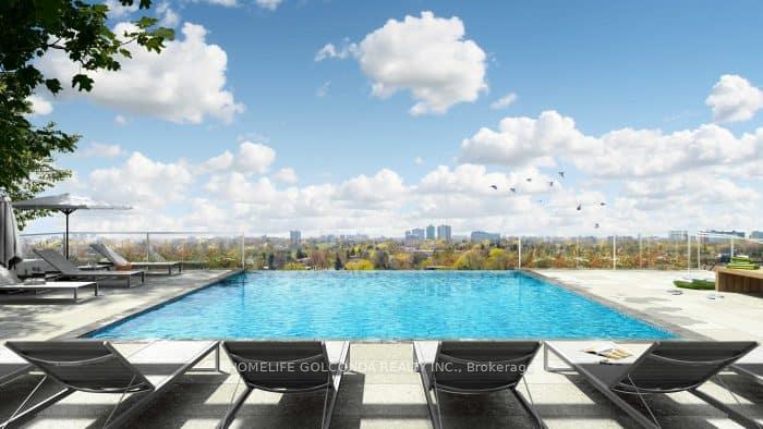 3 Bedrooms Condo at 7 Golden Lion,  Toronto For sale