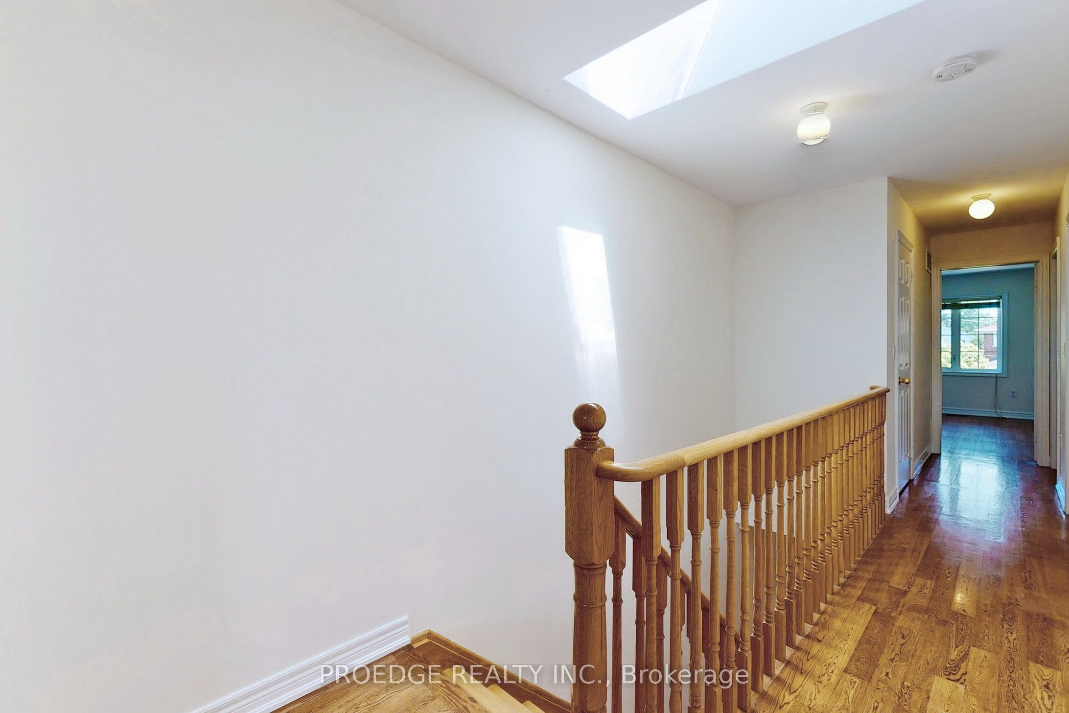 26 Aylesworth Avenue