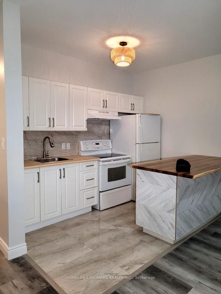 300 Main Street S, #Unit 5
