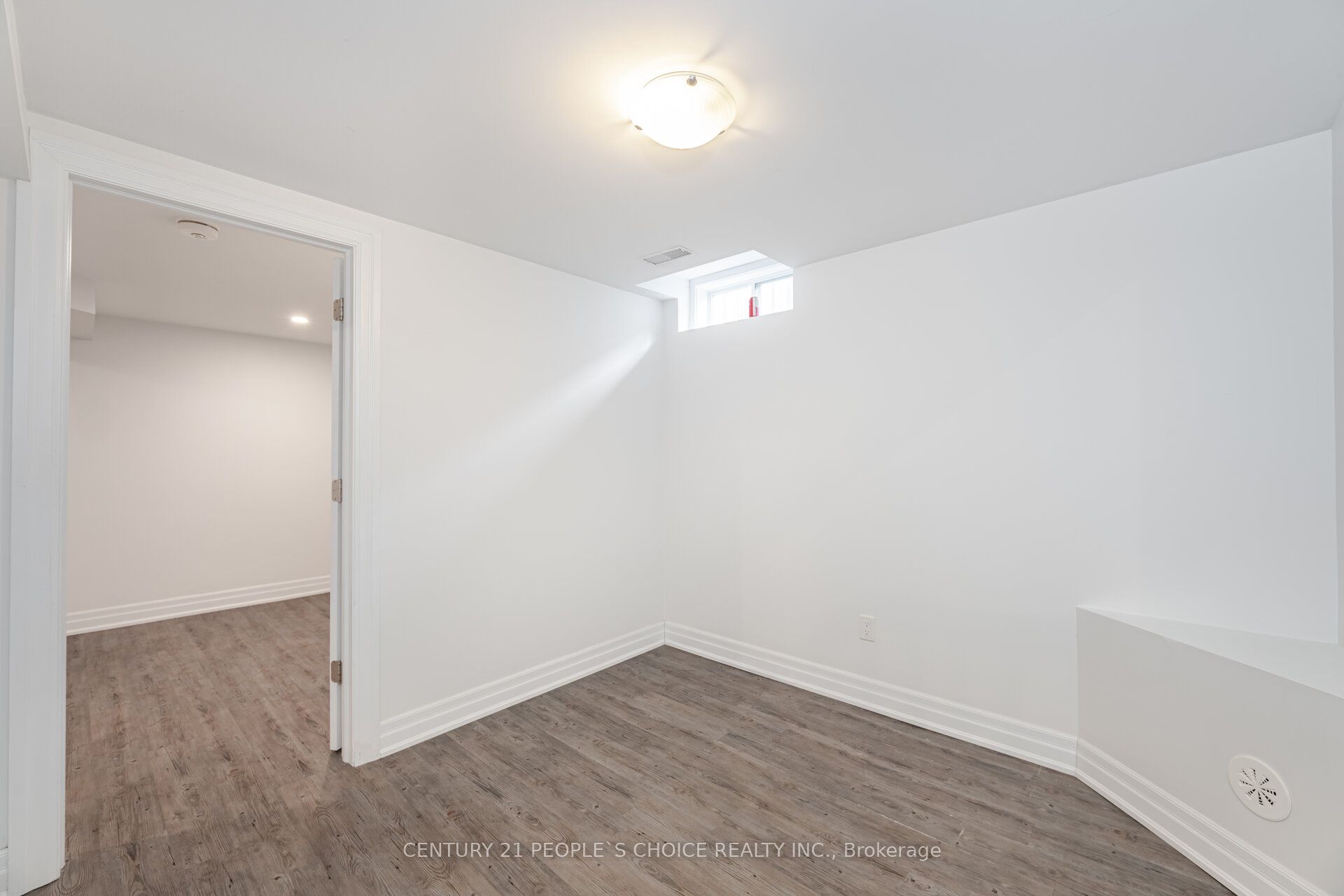 2951 Salerno Crescent