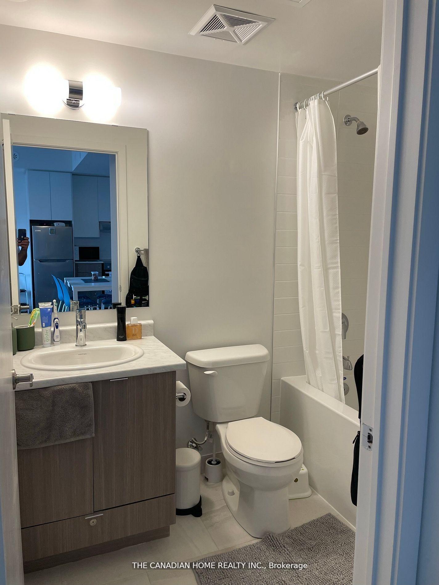 1 Bedroom Condo at 160 CANON JACKSON, Toronto For sale