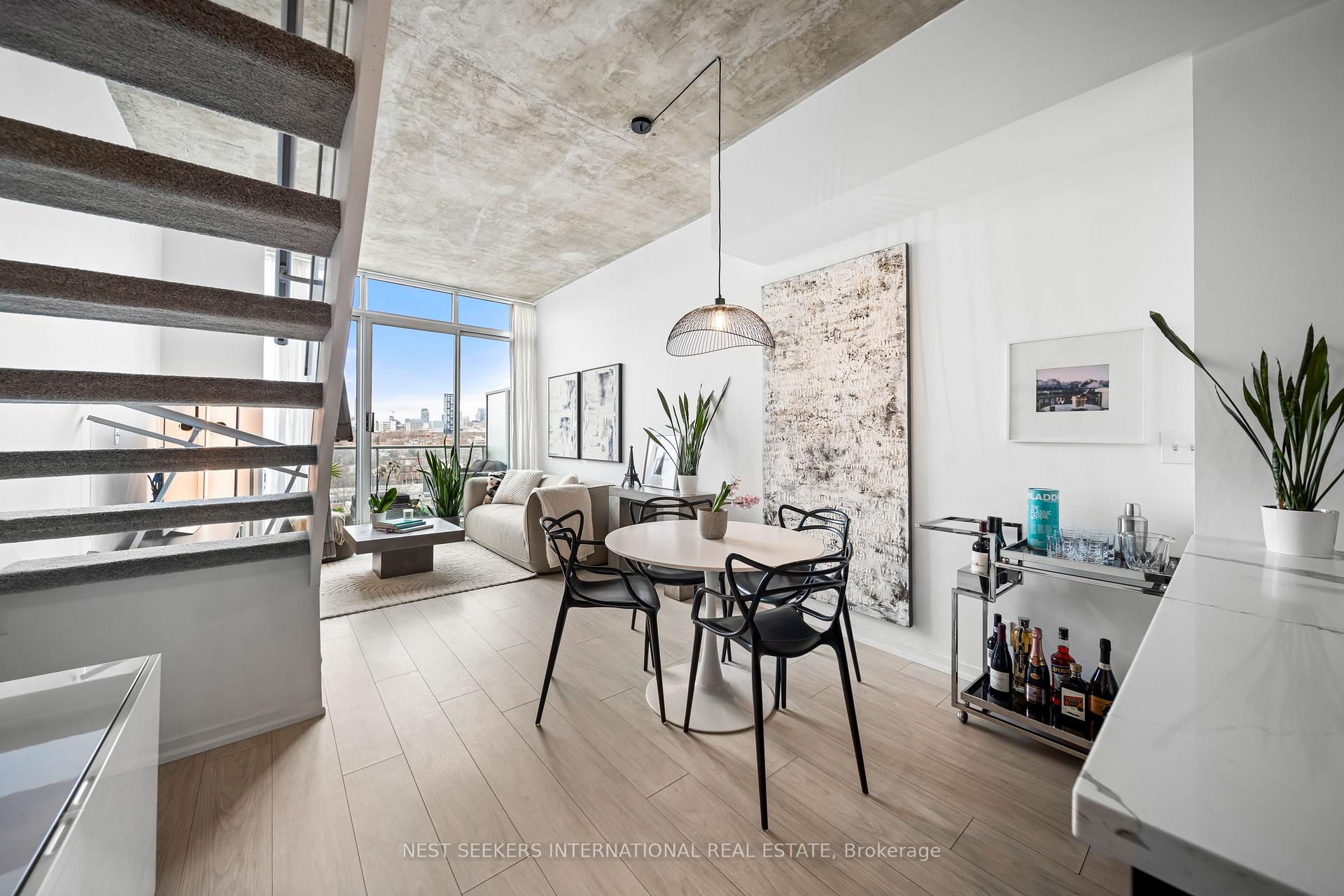 2 Bedrooms Condo at 388 Richmond, Toronto For sale