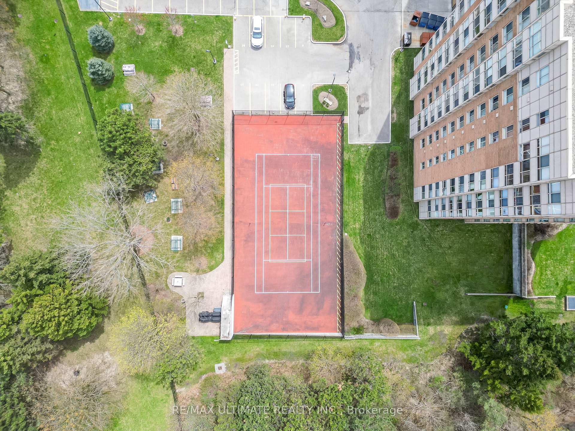 2 Bedrooms Condo at 1485 Lakeshore,  Mississauga For sale