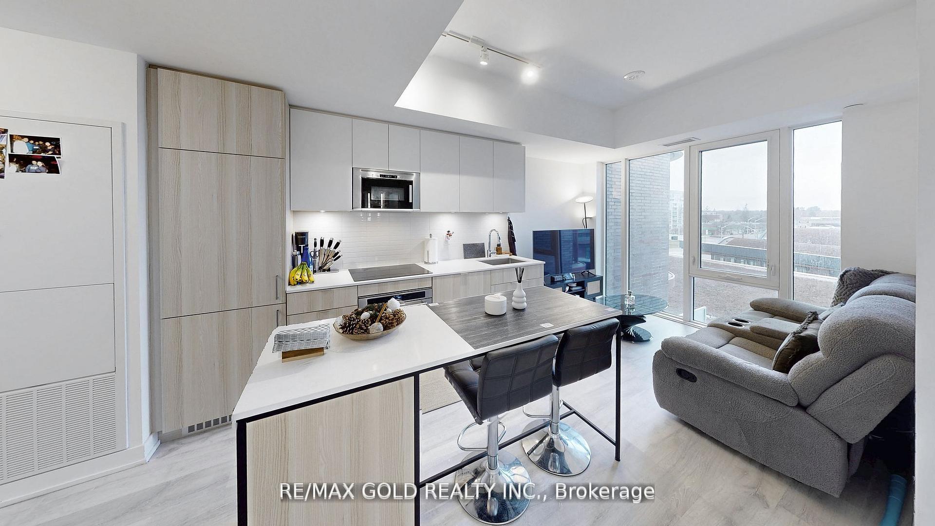 1 Bedroom Condo at 220 Missinnihe, Mississauga For sale