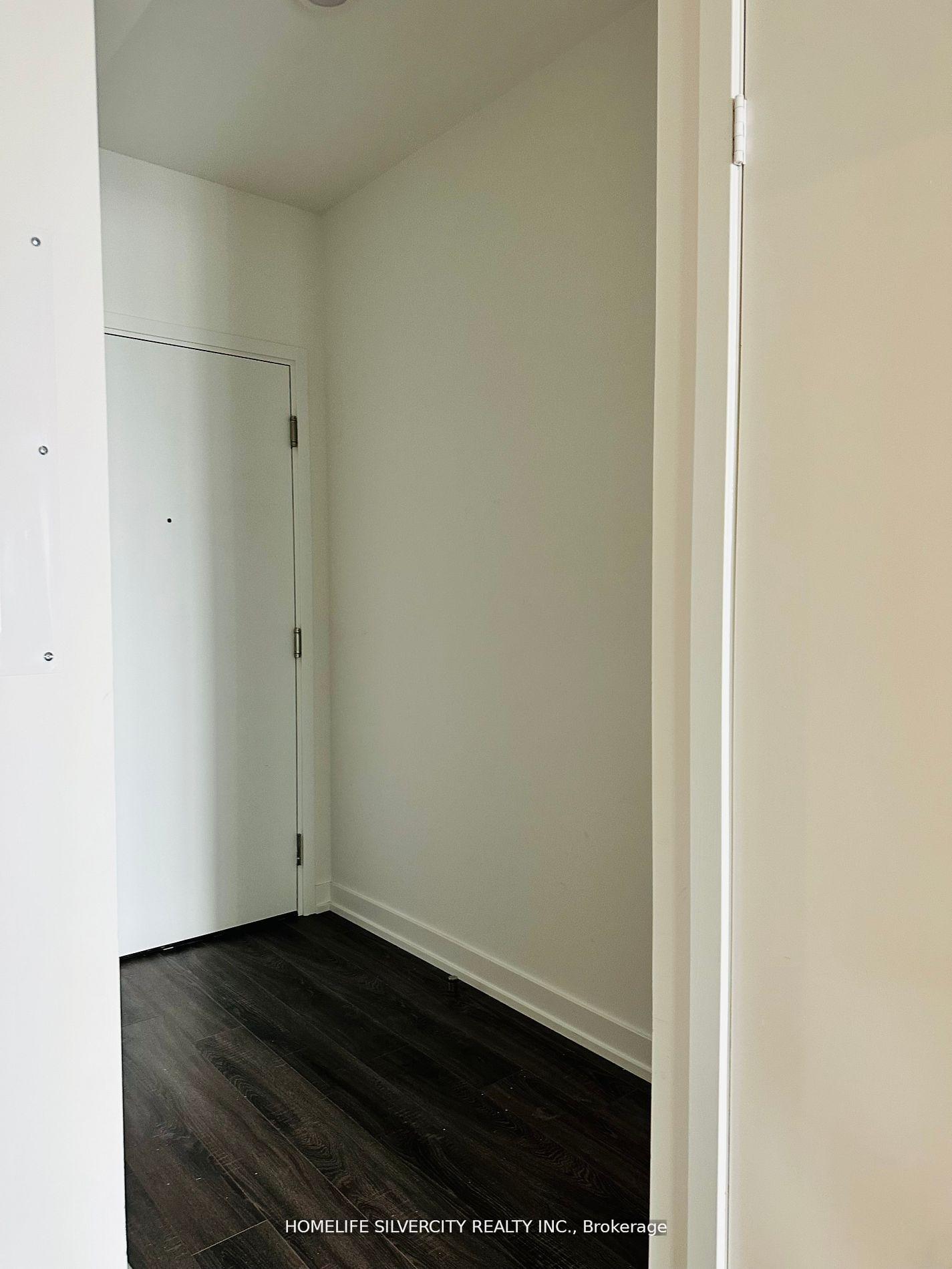 2 Bedrooms Condo at 20 Edward, Toronto For sale