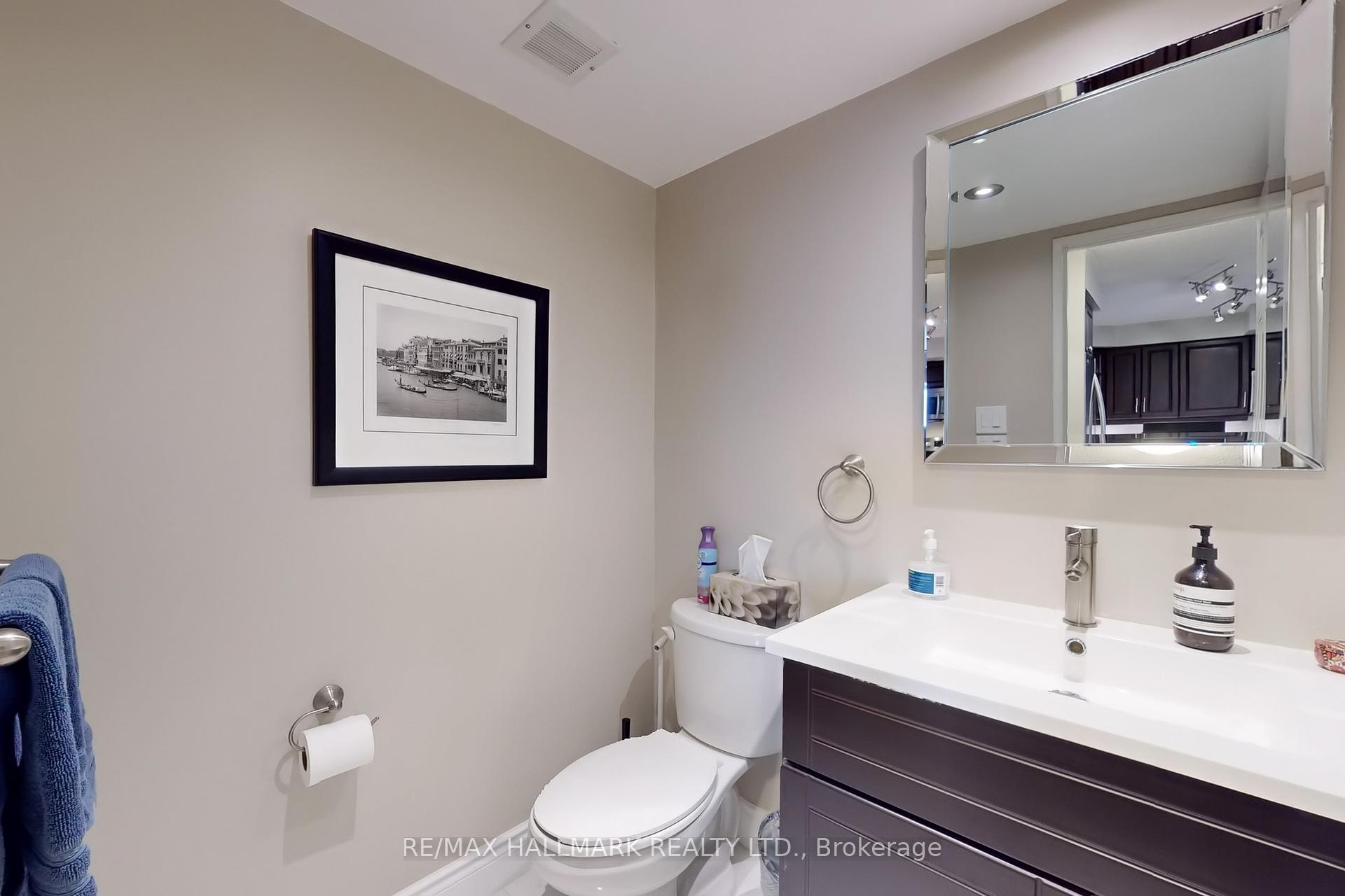 2 Bedrooms Condo at 2350 Bridletowne, Toronto For sale