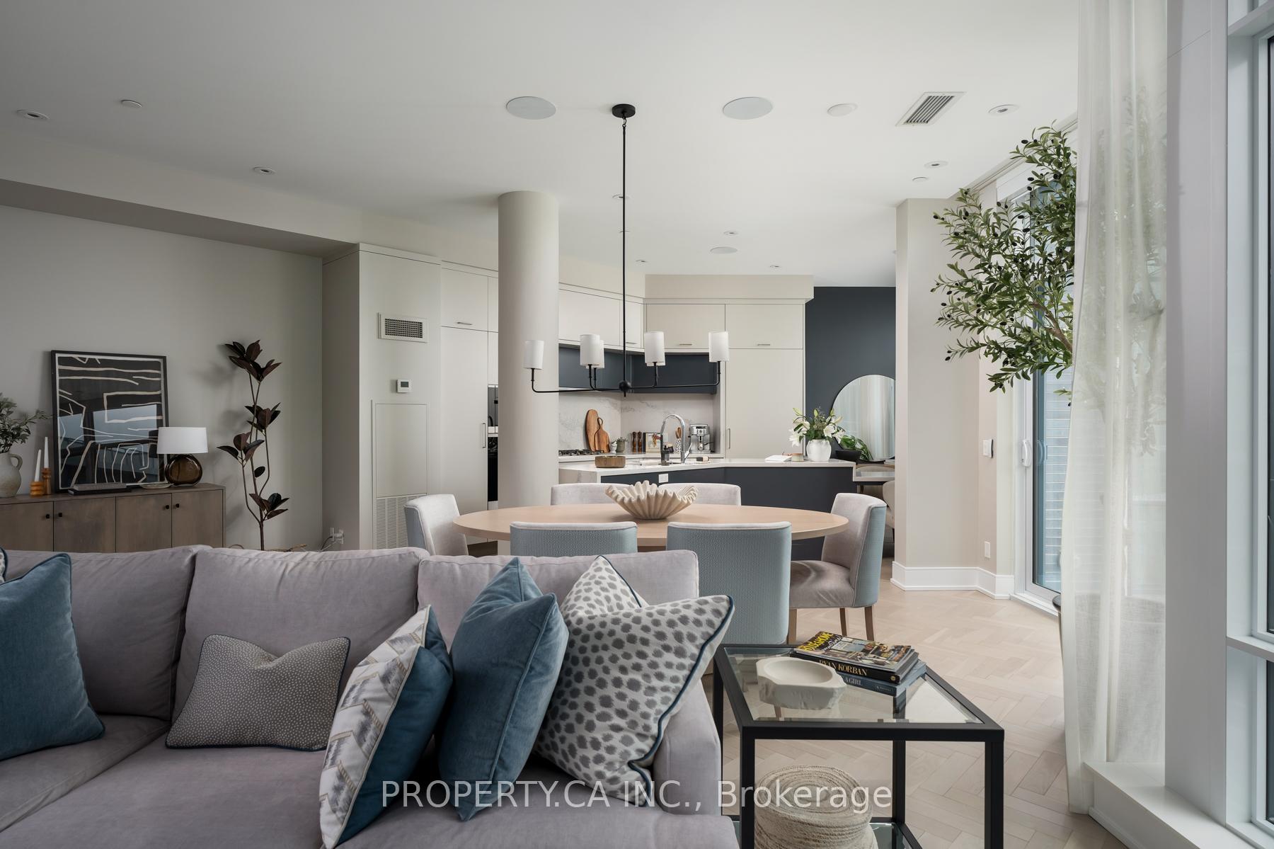 3 Bedrooms Condo at 1 Edgewater, Toronto For sale