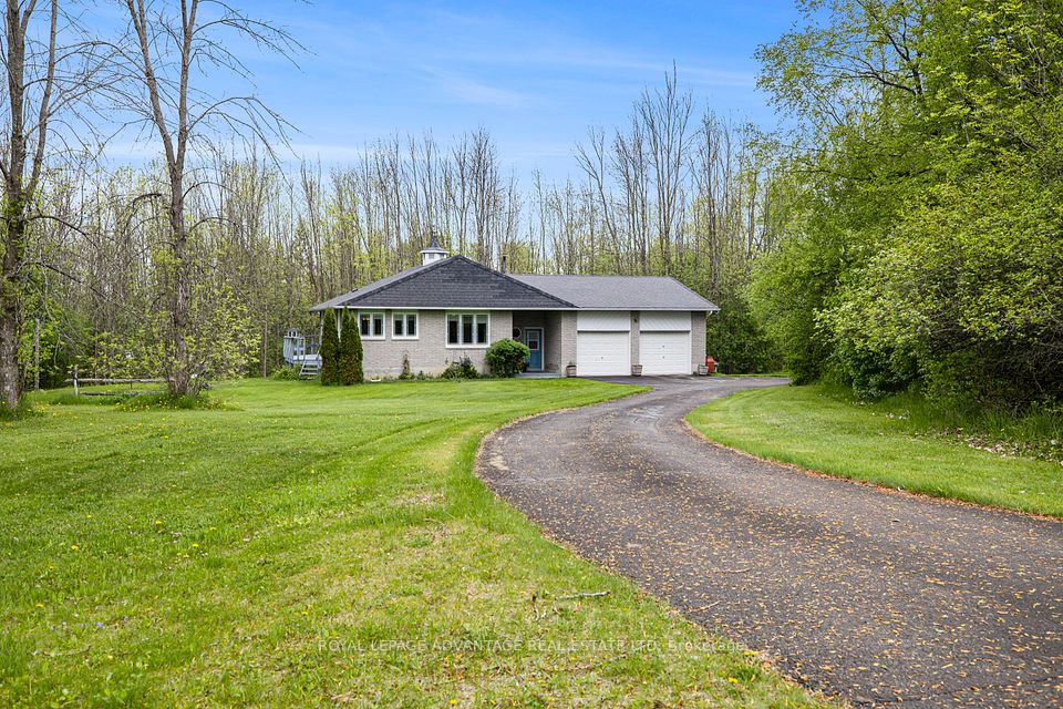 198 Somerville Drive, Tay Valley, ON K7H 3C6