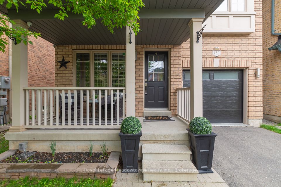152 Weston