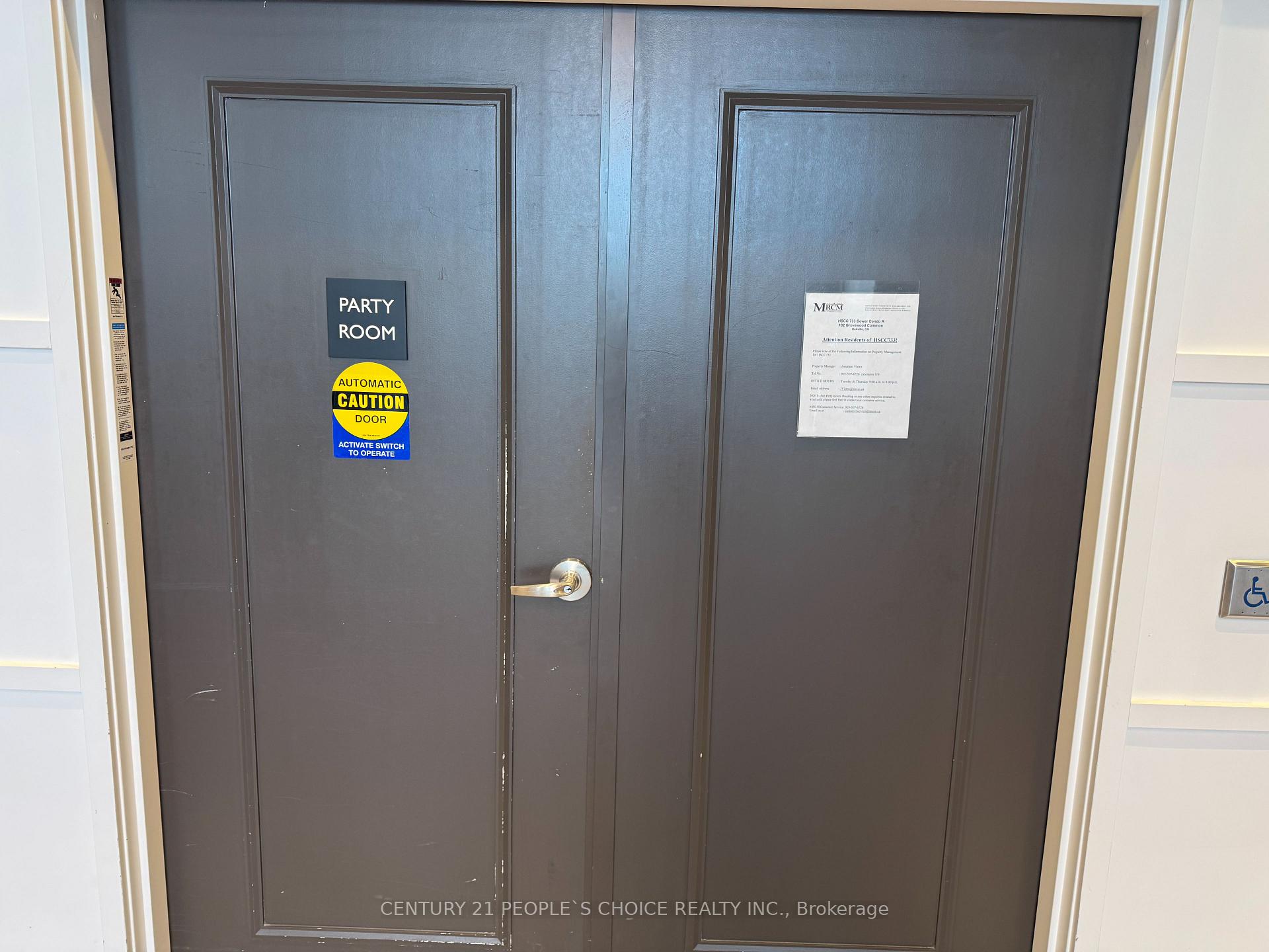 2 Bedrooms Condo at 102 Grovewood Common, Oakville For sale