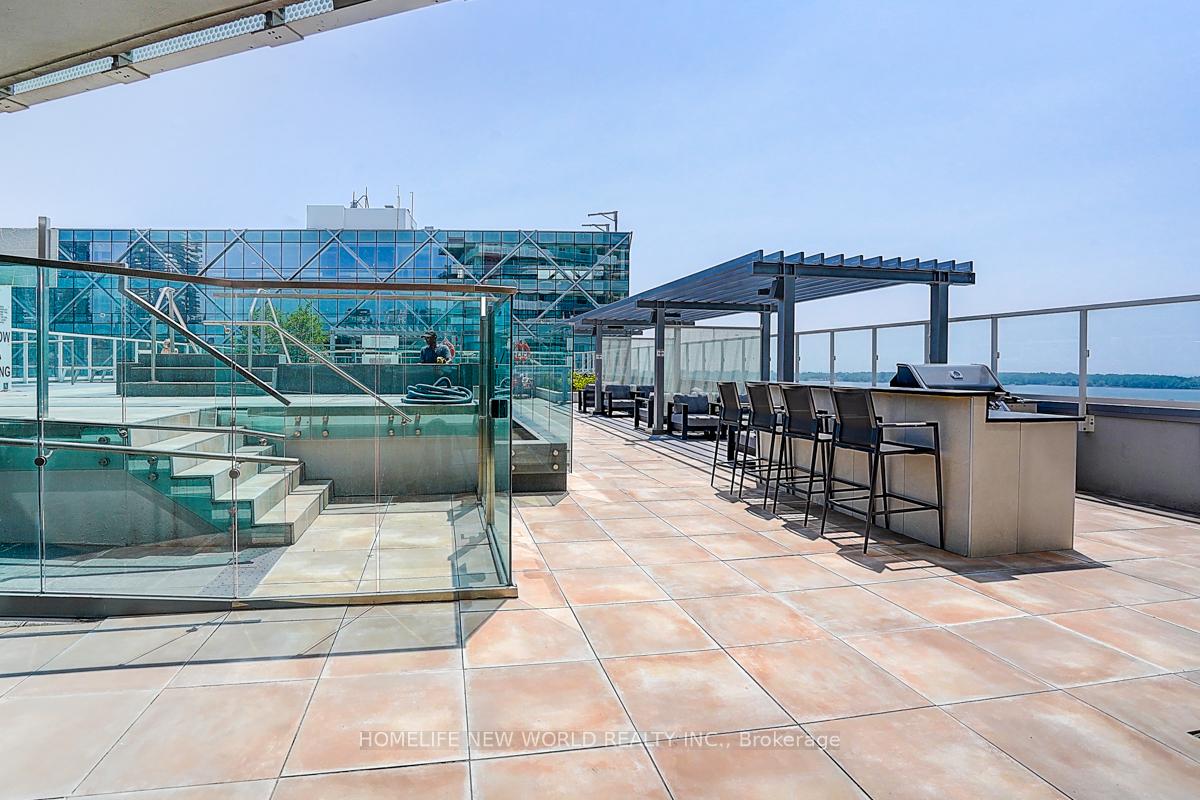 1 Bedroom Condo at 15 Queens, Toronto For sale