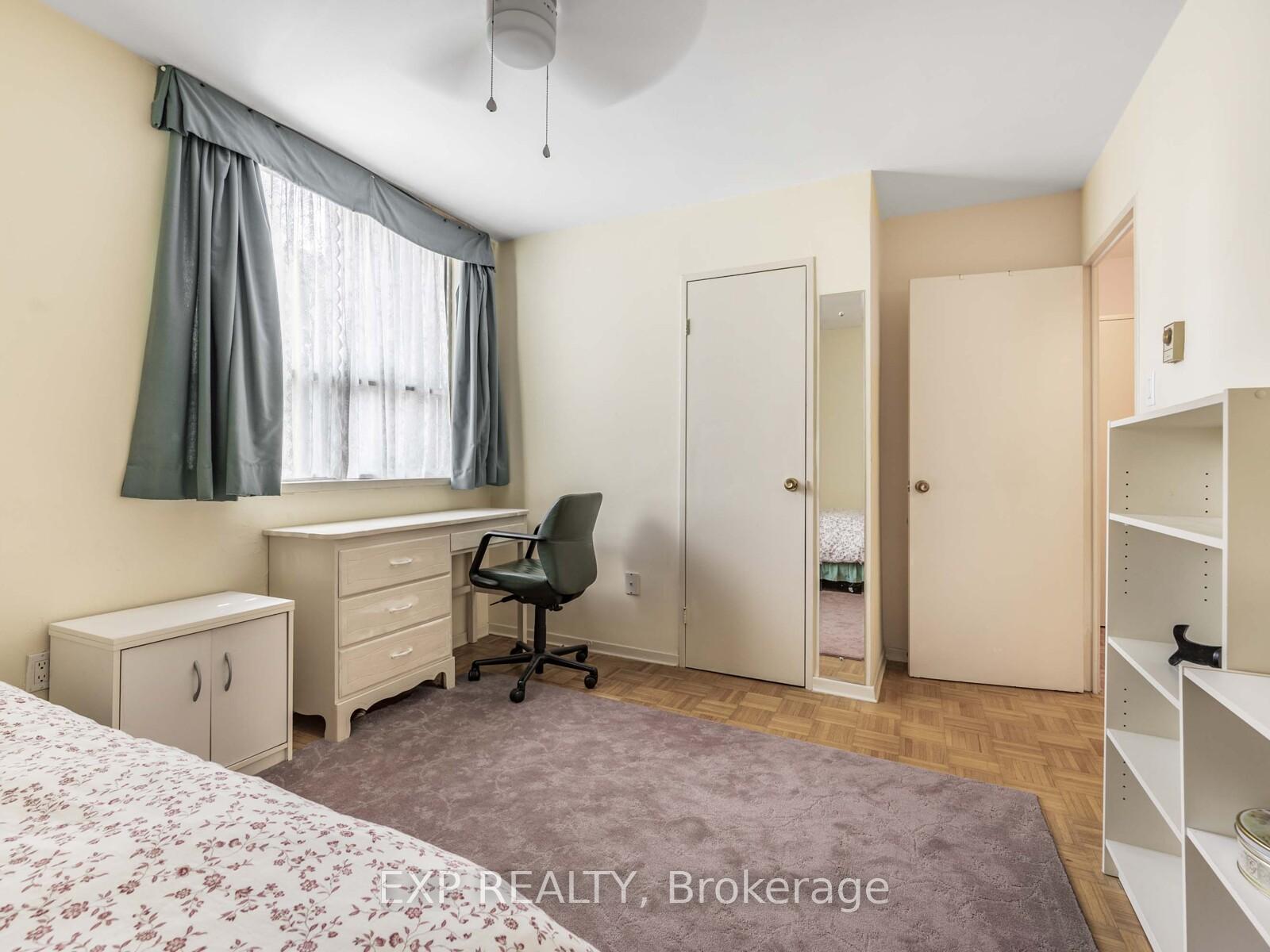 2 Bedrooms Co-op at 30 Gloucester, Toronto For sale