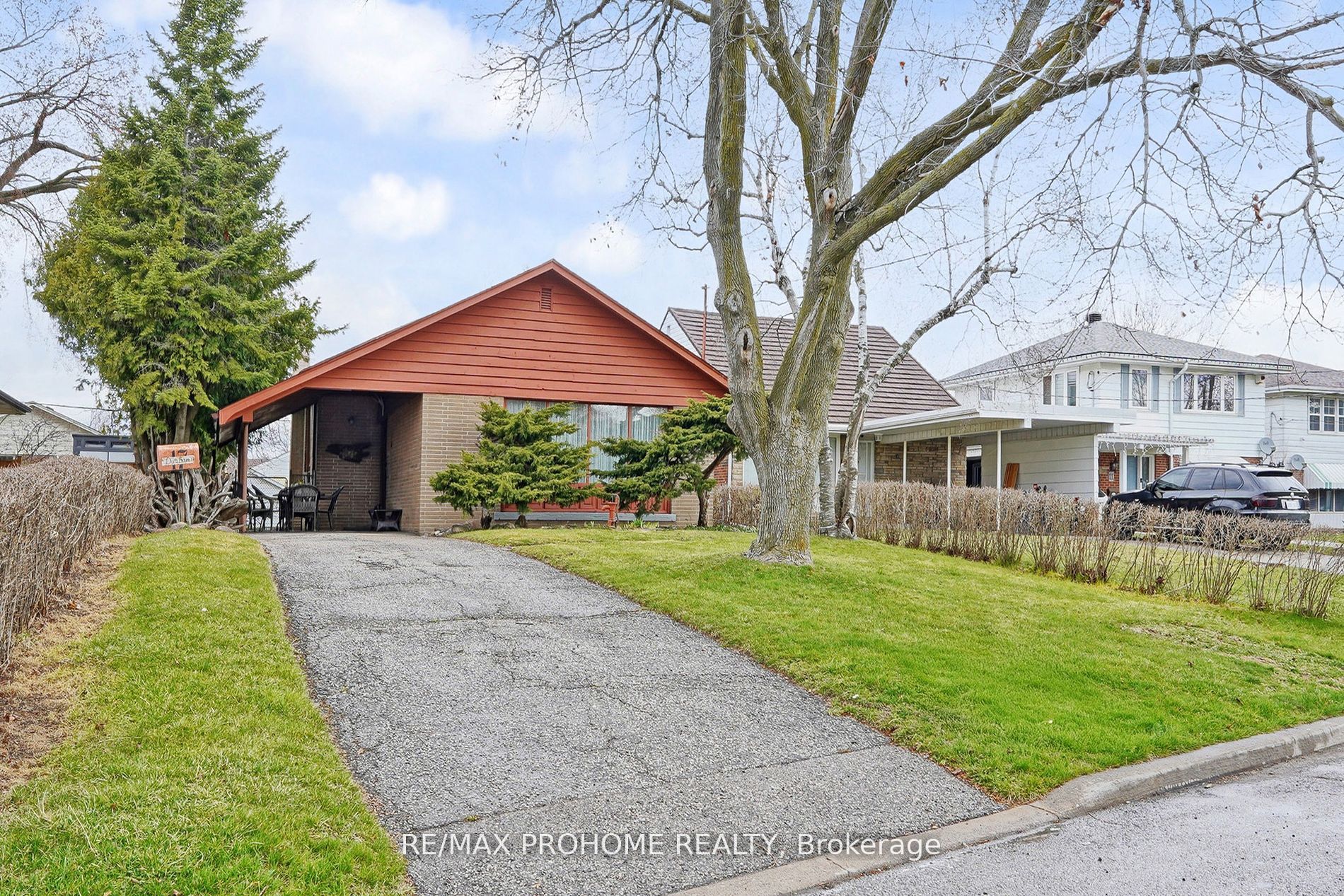 17 Oakworth Crescent