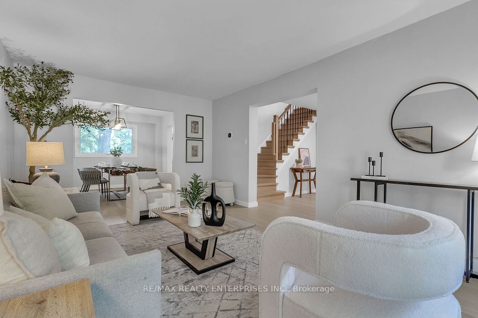 3490 Pitch Pine Crescent