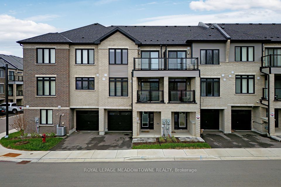 585 Colborne