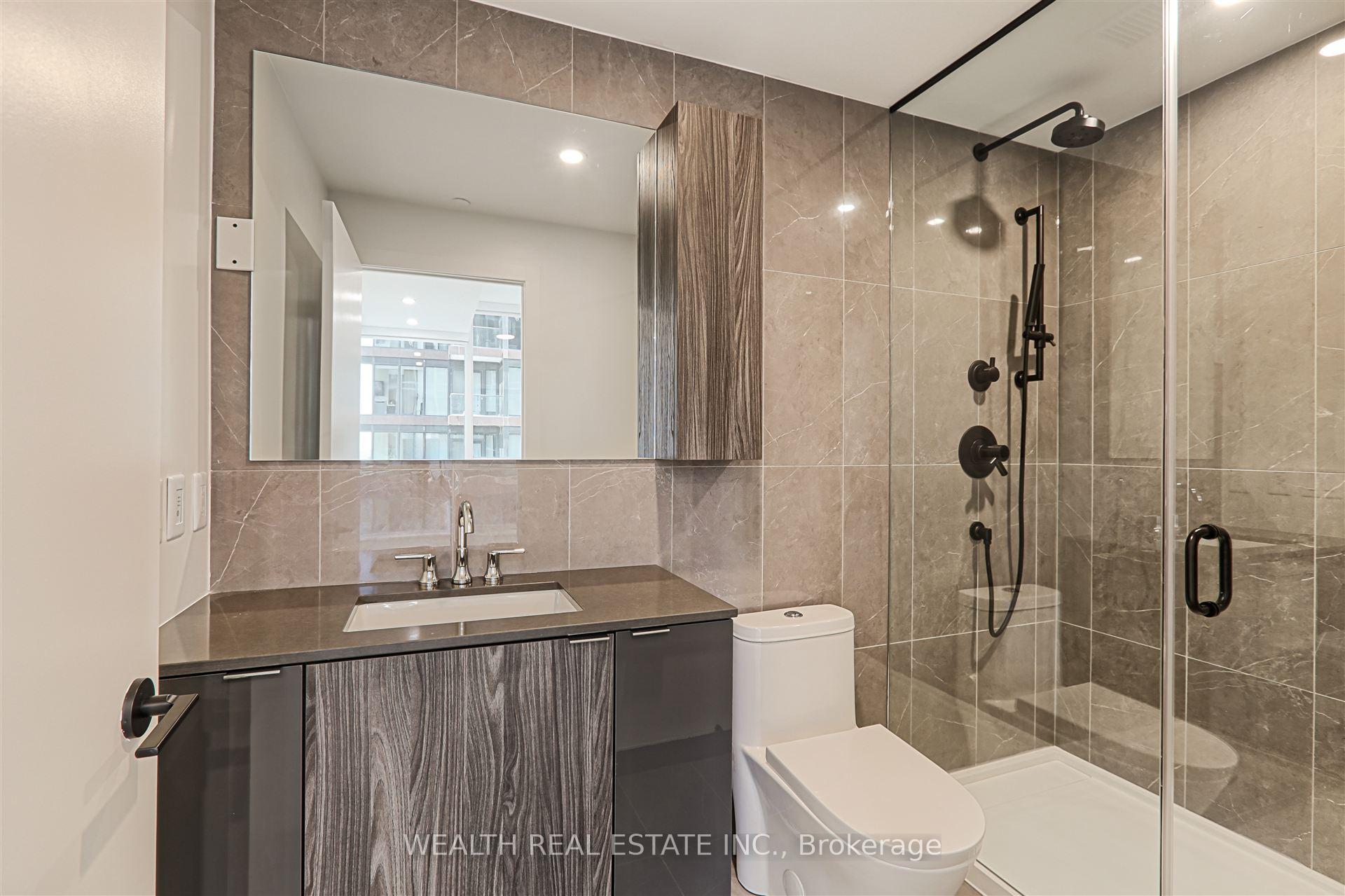 3 Bedrooms Condo at 35 Mercer,  Toronto For sale