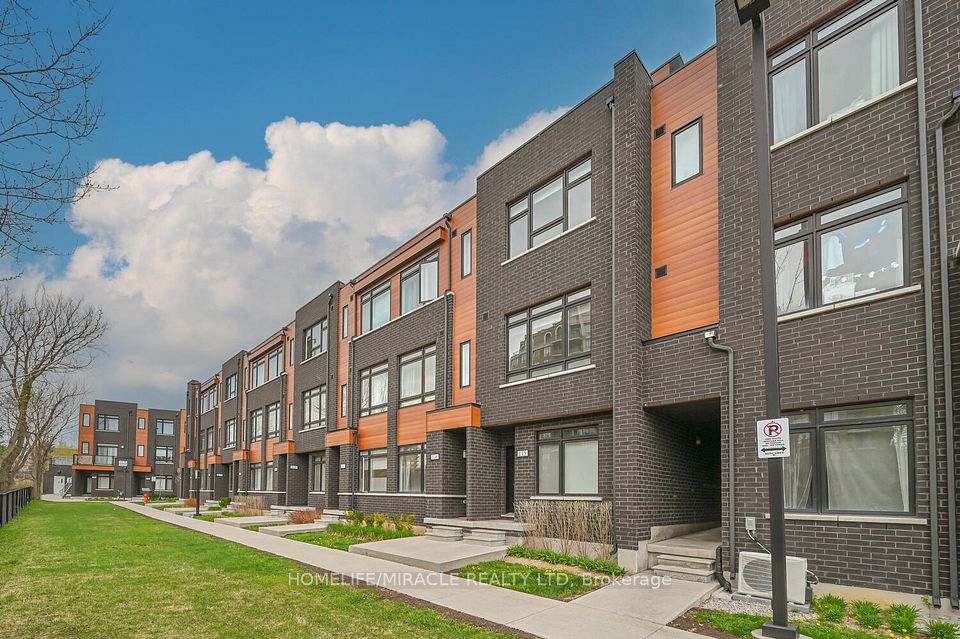 370 Red Maple