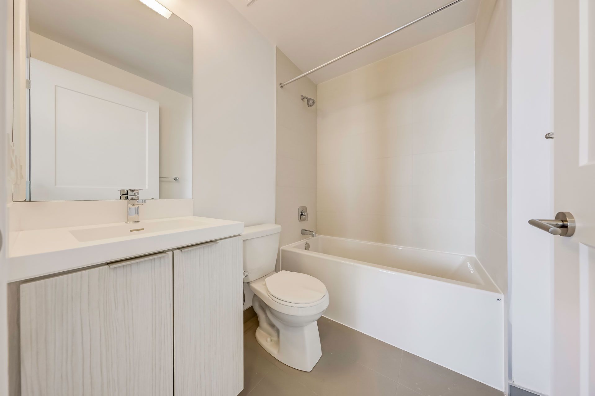 25 Holly St Street LPH05