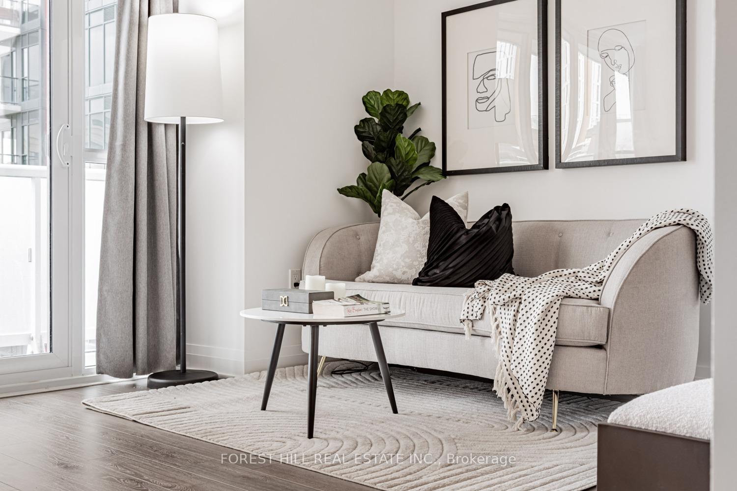 2 Bedrooms Condo at 77 Mutual, Toronto For sale